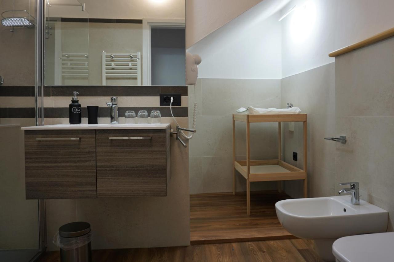 B&B Al N°5 Trento Bagian luar foto